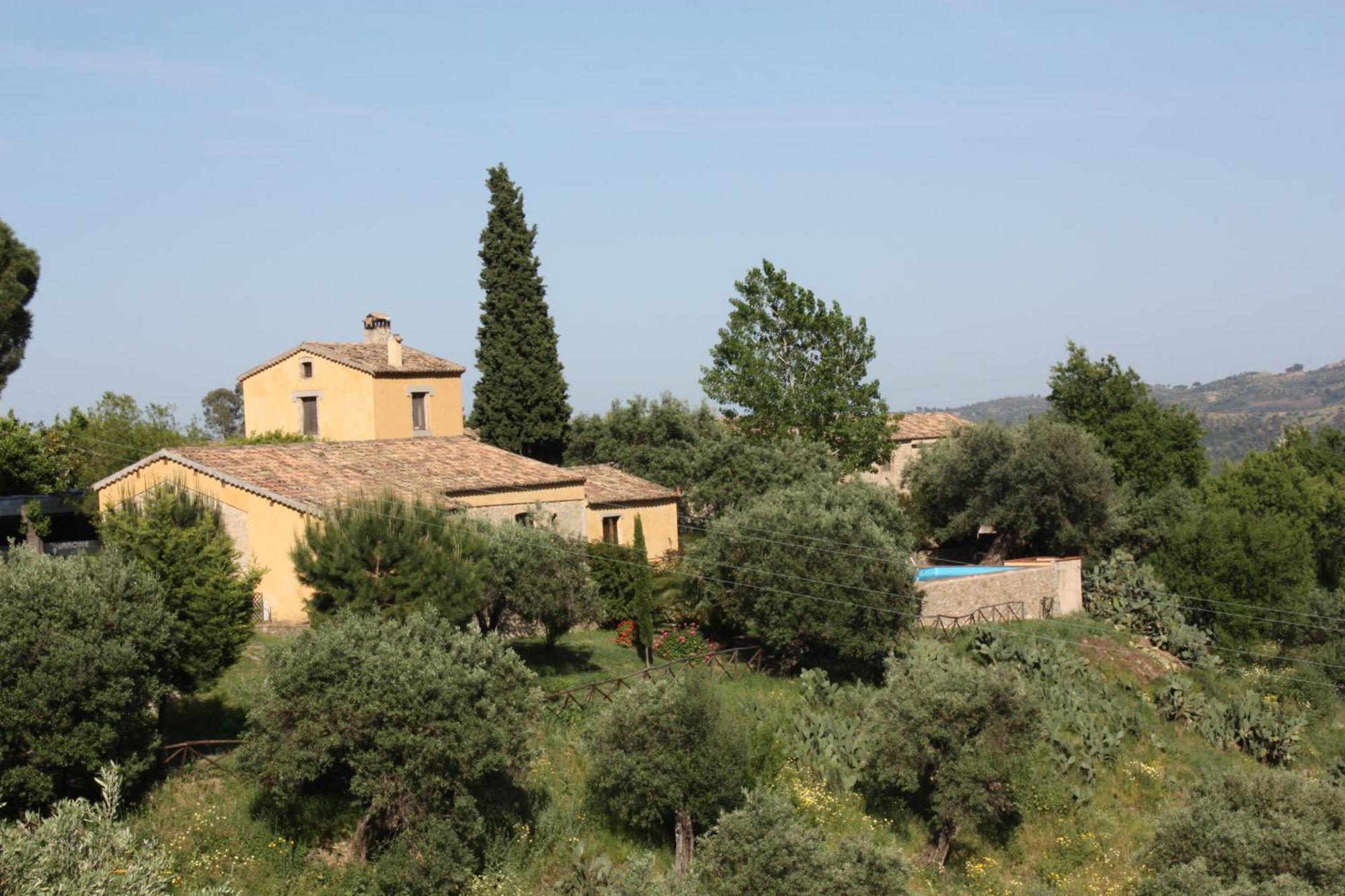 Azienda Agrituristica Biologica Il Querceto Santa Severina ภายนอก รูปภาพ