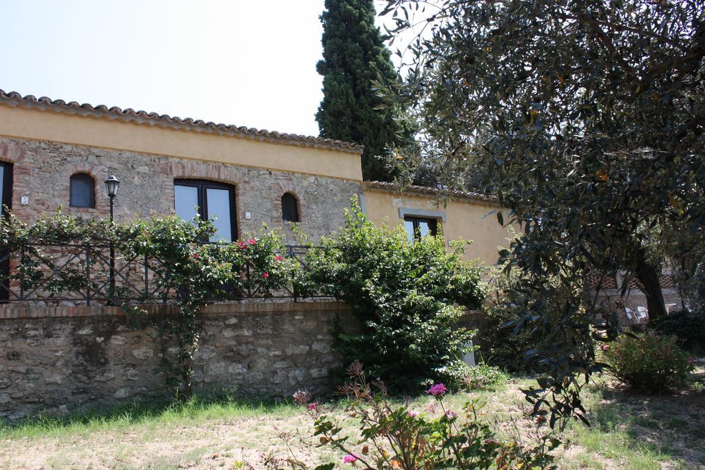 Azienda Agrituristica Biologica Il Querceto Santa Severina ภายนอก รูปภาพ