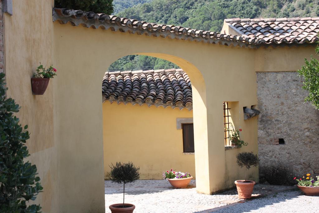 Azienda Agrituristica Biologica Il Querceto Santa Severina ภายนอก รูปภาพ