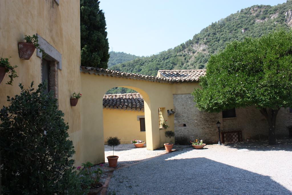 Azienda Agrituristica Biologica Il Querceto Santa Severina ภายนอก รูปภาพ